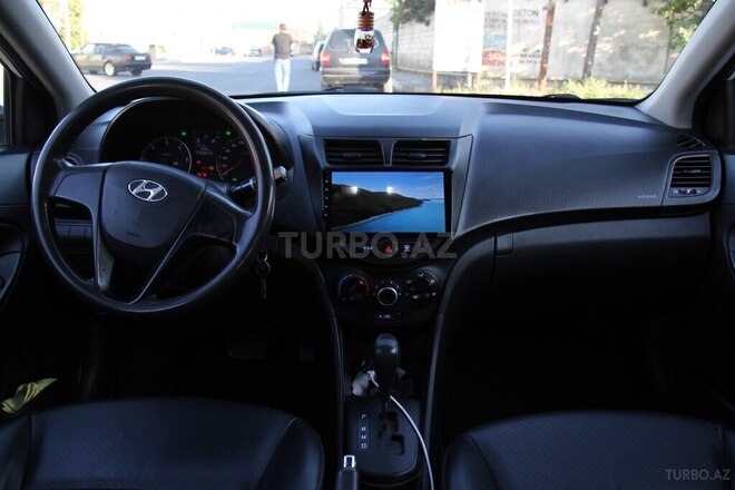 Hyundai Accent 2013, 286,700 km - 1.6 l - Bakı