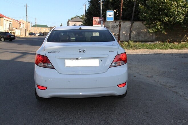 Hyundai Accent 2013, 286,700 km - 1.6 l - Bakı