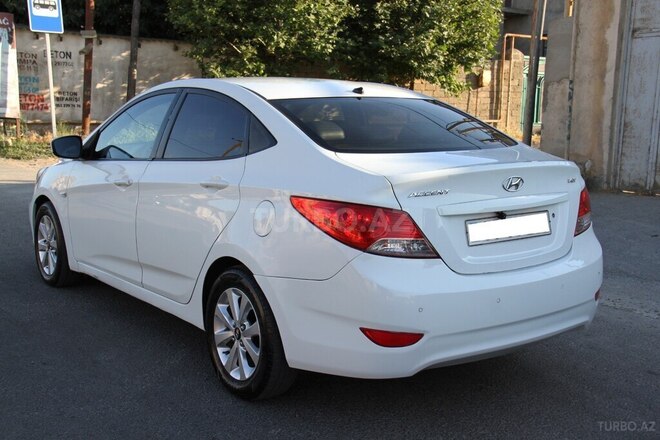 Hyundai Accent 2013, 286,700 km - 1.6 l - Bakı