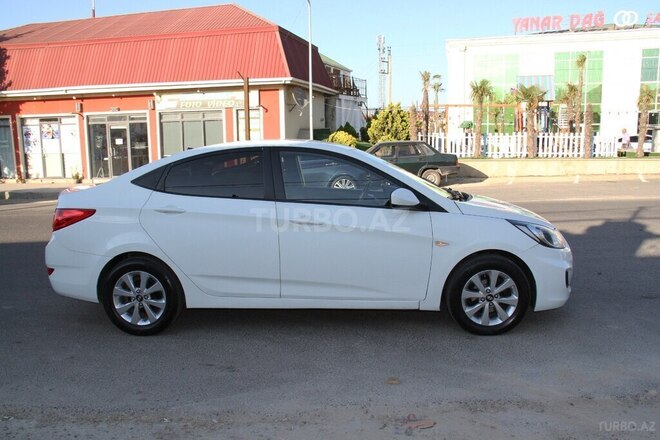 Hyundai Accent 2013, 286,700 km - 1.6 l - Bakı