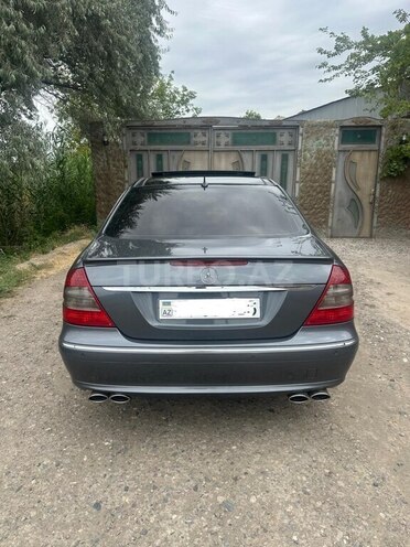 Mercedes E 280-13