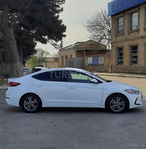 Hyundai Elantra 2017, 199,559 km - 2.0 l - Bakı
