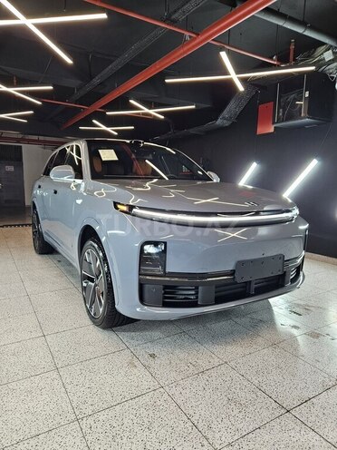 Li Auto L7 2025, 0 km - 1.5 l - Bakı