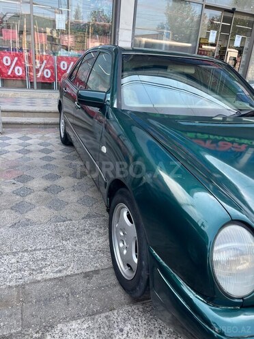 Mercedes E 220 d 1999, 456,389 km - 2.2 l - Bakı