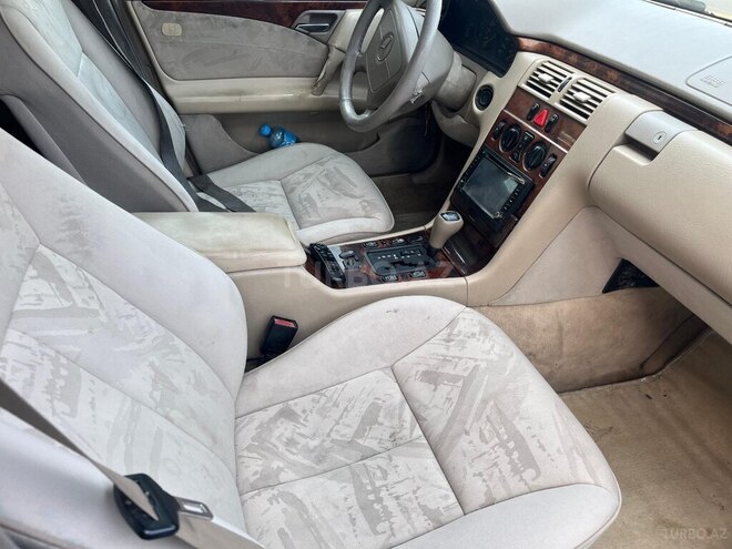 Mercedes E 220 d 1999, 456,389 km - 2.2 l - Bakı
