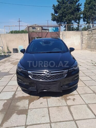Opel Astra 2018, 178,000 km - 1.6 l - Bakı