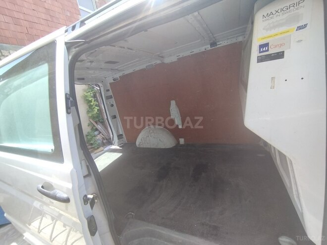 Mercedes Vito 109 2010, 320,000 km - 2.2 l - Bakı