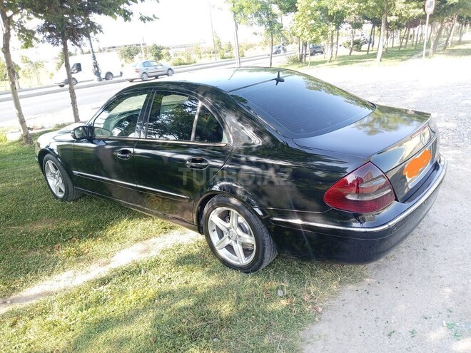 Mercedes E 220 d 2003, 235,684 km - 2.2 l - Sumqayıt