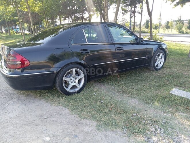 Mercedes E 220 d 2003, 235,684 km - 2.2 l - Sumqayıt