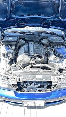 BMW 528 1998, 361,600 km - 2.8 l - Bakı