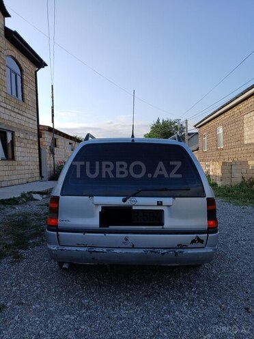 Opel Astra 1997, 350,650 km - 1.6 l - Quba
