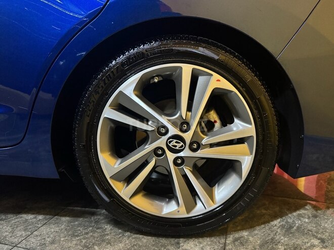 Hyundai Elantra 2016, 135,000 km - 2.0 л - Sumqayıt