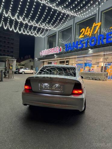 Opel Vectra 2001, 174,000 km - 1.6 l - Bakı
