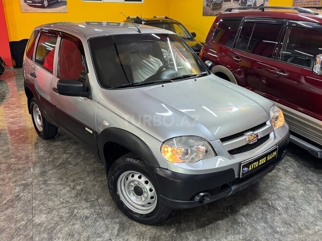 Chevrolet Niva 2015, 190,000 km - 1.7 l - Sumqayıt