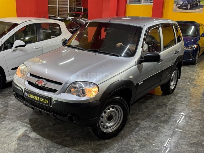 Chevrolet Niva 2015, 190,000 km - 1.7 l - Sumqayıt