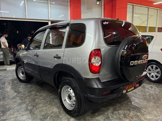 Chevrolet Niva 2015, 190,000 km - 1.7 l - Sumqayıt