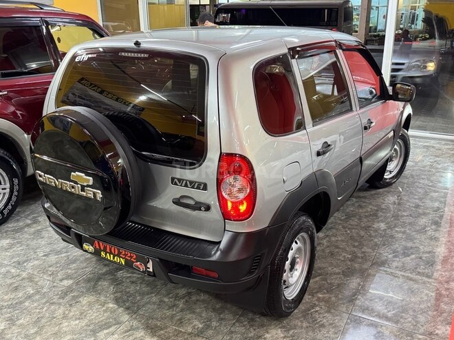 Chevrolet Niva 2015, 190,000 km - 1.7 l - Sumqayıt