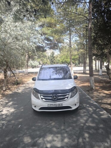 Mercedes Vito 2015, 285,637 km - 2.0 l - Sumqayıt