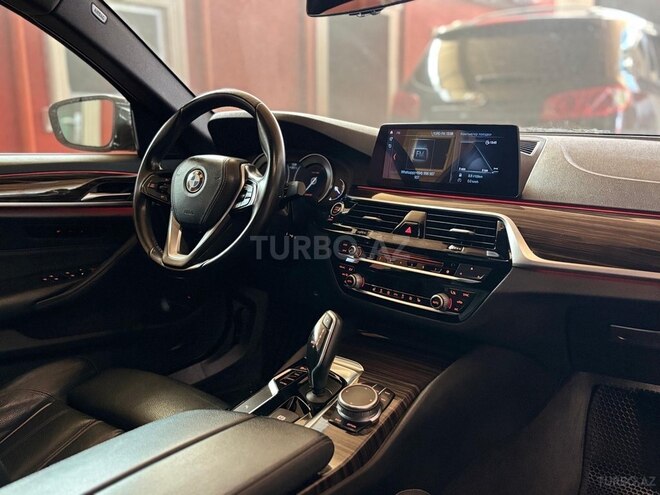 BMW 530-17