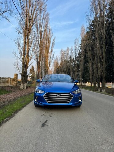 Hyundai Avante 2015, 206,000 km - 1.6 л - Masallı