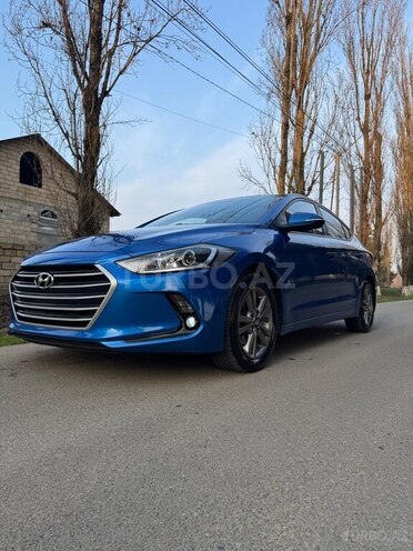 Hyundai Avante 2015, 206,000 km - 1.6 л - Masallı