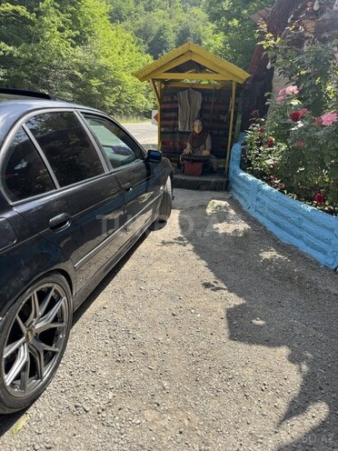BMW 528 1997, 223,000 km - 2.8 l - Bakı