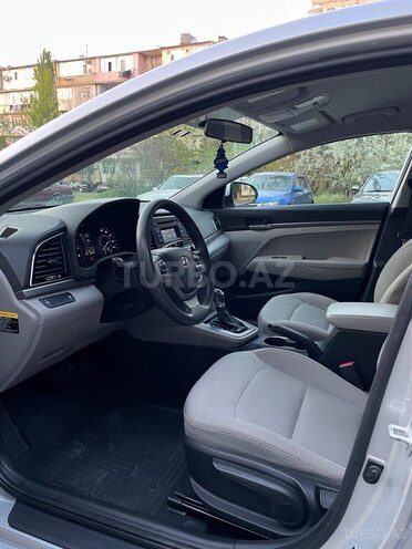 Hyundai Elantra 2017, 199,000 km - 2.0 л - Bakı