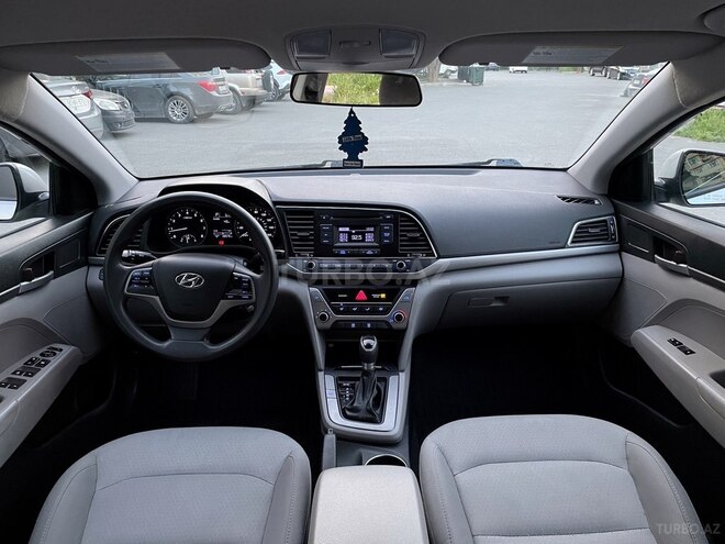 Hyundai Elantra 2017, 199,000 km - 2.0 л - Bakı