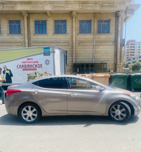 Hyundai Elantra 2011, 224,000 km - 1.8 l - Bakı