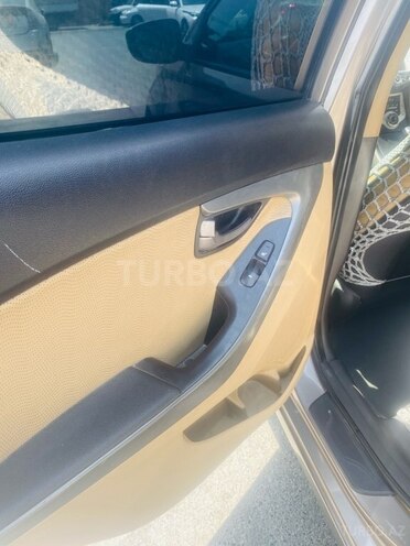 Hyundai Elantra 2011, 224,000 km - 1.8 l - Bakı