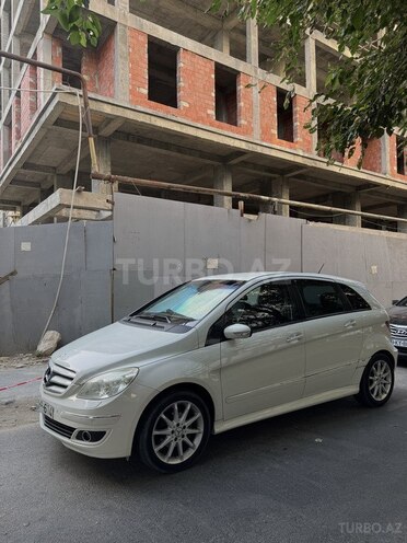 Mercedes B 170 2007, 168,000 km - 1.7 л - Bakı