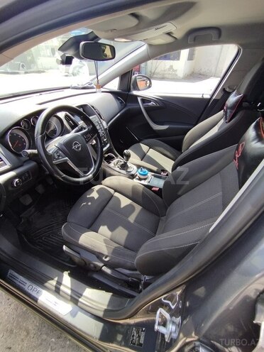 Opel Astra 2011, 199,000 km - 1.4 л - Bakı