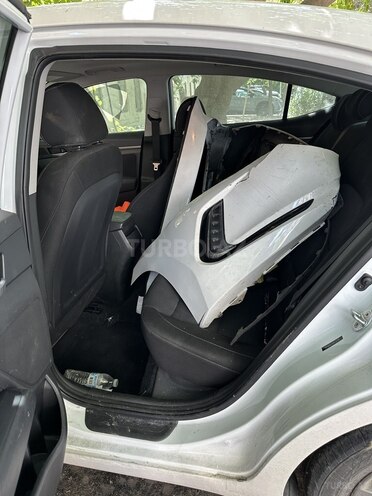 Hyundai Elantra 2017, 162,544 km - 2.0 l - Bakı