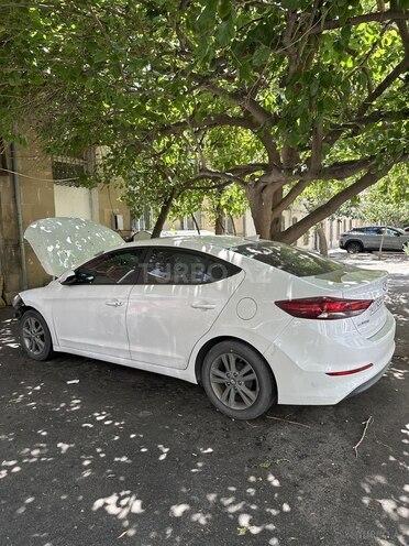 Hyundai Elantra 2017, 162,544 km - 2.0 l - Bakı
