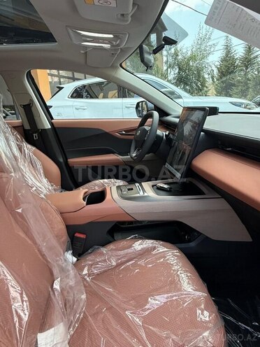 Changan Qiyuan A05-10