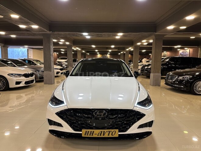Hyundai Sonata-1