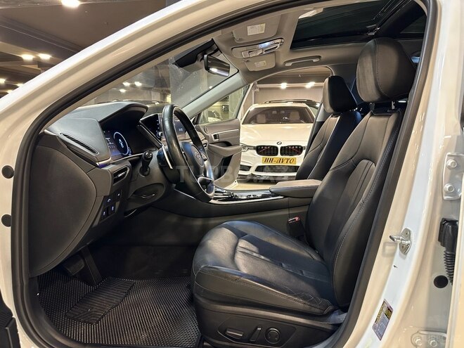 Hyundai Sonata-7