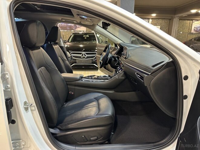 Hyundai Sonata-9