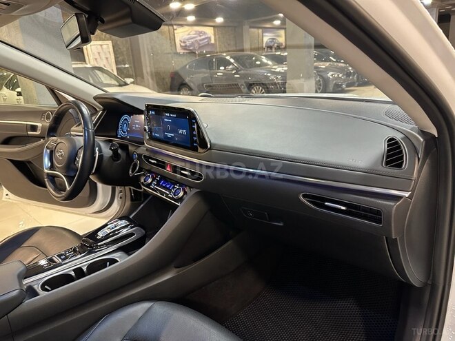 Hyundai Sonata-10