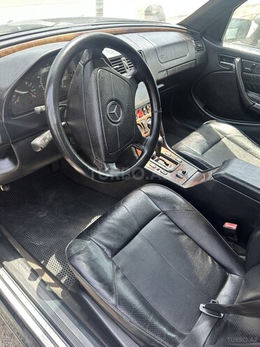 Mercedes C 230 2000, 320,000 km - 2.3 l - Bakı