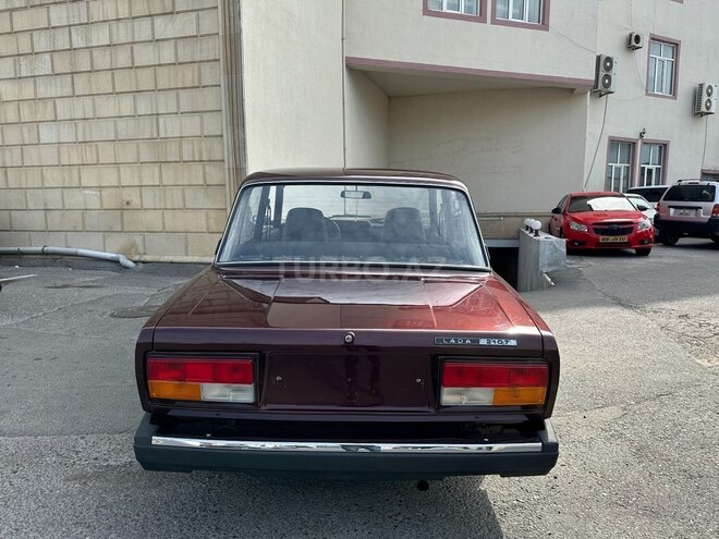 LADA (VAZ) 2107-5