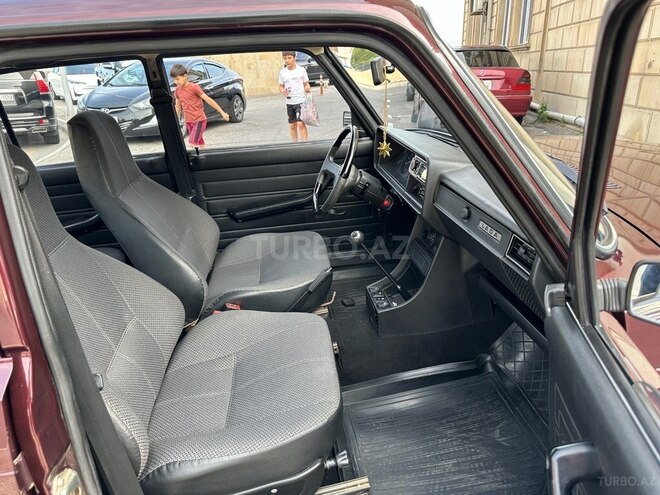 LADA (VAZ) 2107-8