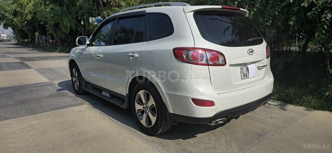 Hyundai Santa Fe-5