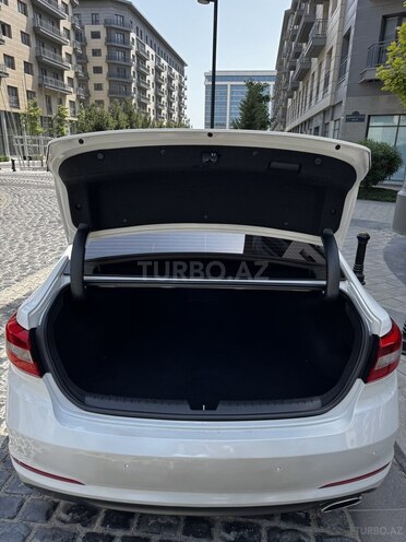 Hyundai Sonata-7