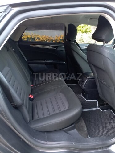 Ford Fusion (North America)-8