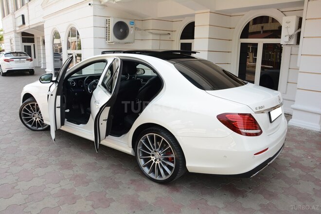 Mercedes E 300 2018, 85,000 km - 2.0 л - Bakı