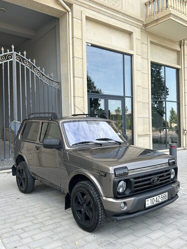 LADA (VAZ) Niva-3