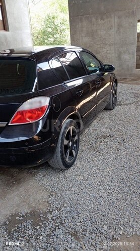 Opel Astra 2005, 254,000 km - 1.4 l - Gəncə