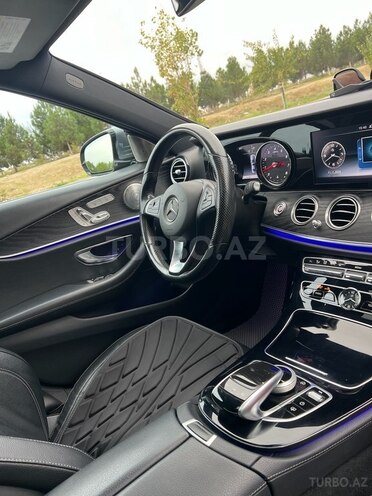 Mercedes E 300 4MATIC 2016, 96,000 km - 2.0 л - Bakı