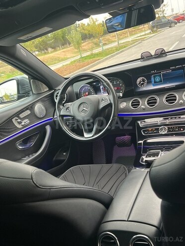 Mercedes E 300 4MATIC 2016, 96,000 km - 2.0 л - Bakı